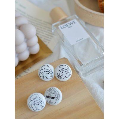 ジルベール・ポアレラ　家具・装飾品作品集　洋書（仏語版） コスプレ雑貨 洋書 タイプA ベージュ ― コスプレウィッグ総合専門店