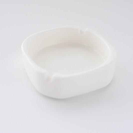 ポーセラーツ 白磁 灰皿 北欧風 スクエアアッシュトレイ : VICTORIA