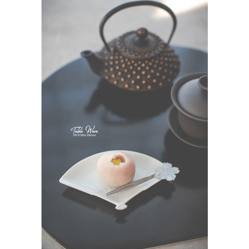 【新品/未使用】ポーセラーツ/プレート小鉢セット 新品/未使用】ポーセラーツ/プレート、小鉢、湯呑みセット 中皿