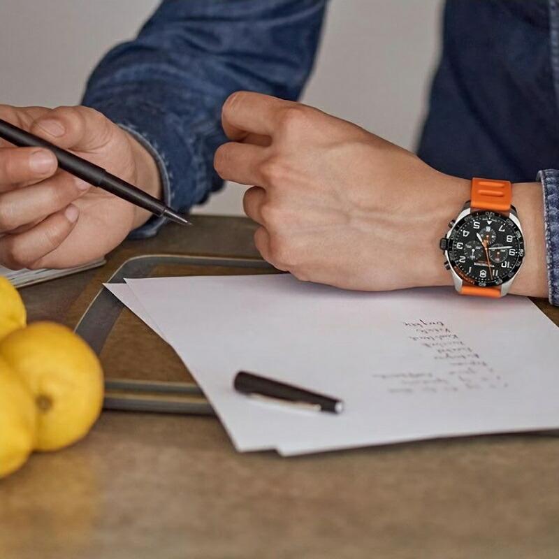 マルチツールプレゼント ビクトリノックス 公式 腕時計 VICTORINOX FieldForce Sport Chrono フィールドフォース スポーツクロノ ブラックの画像