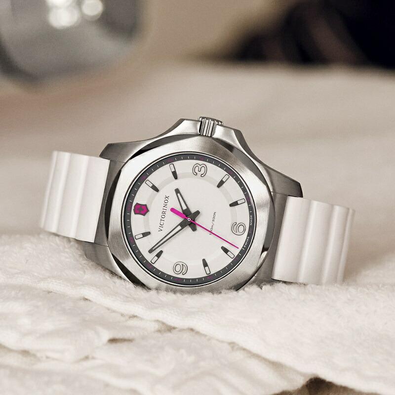 VICTORINOX オリジナルポーチプレゼント ビクトリノックス 時計