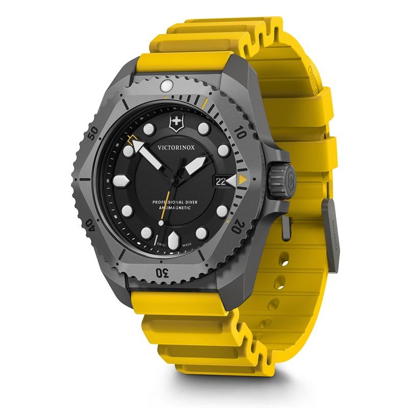 オリジナルCAPプレゼント ビクトリノックス 腕時計 メンズ 防水 VICTORINOX 公式 DIVE PRO ダイブプロ クォーツ チタン ラバー イエロー 正規品 5年保証 時計の画像