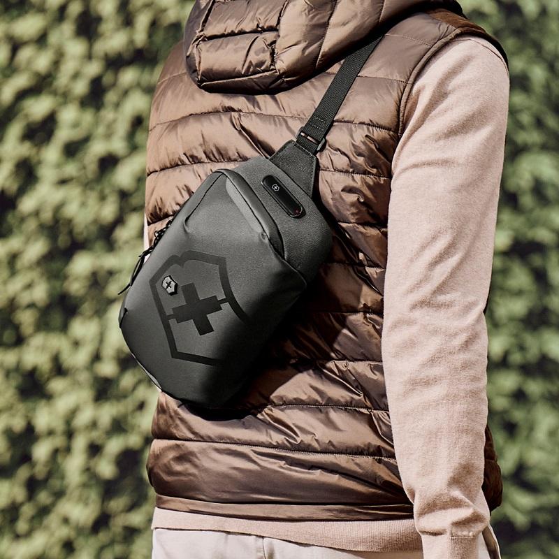 VICTORINOX ビクトリノックス 公式 スリングバッグ ツーリング VICTORINOX ビクトリノックス 公式 スリングバッグ ツーリング