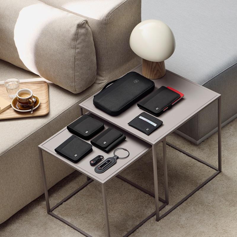 ノベルティ　ブラック ケース カードケース VICTORINOX（ビクトリノックス） 公式 カードホルダー ブラック