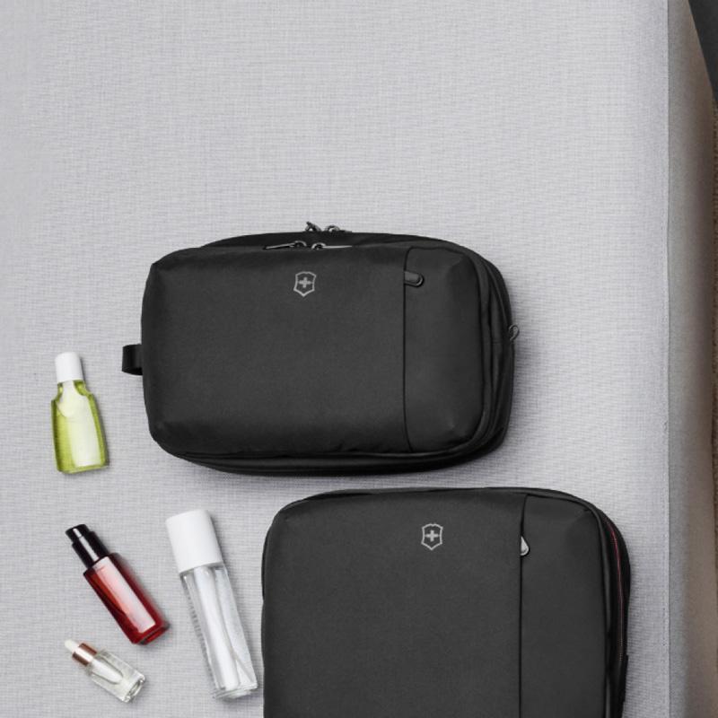 VICTORINOX（ビクトリノックス） 公式 トイレタリーバッグ ブラック