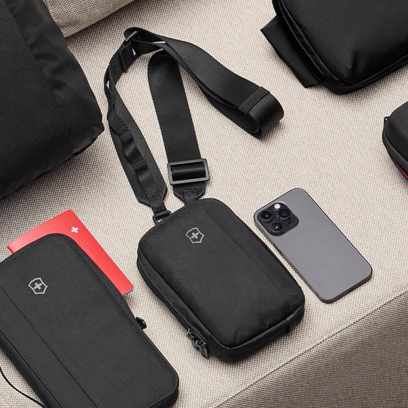 VICTORINOX ビクトリノックス 公式 シティポーチ ブラック