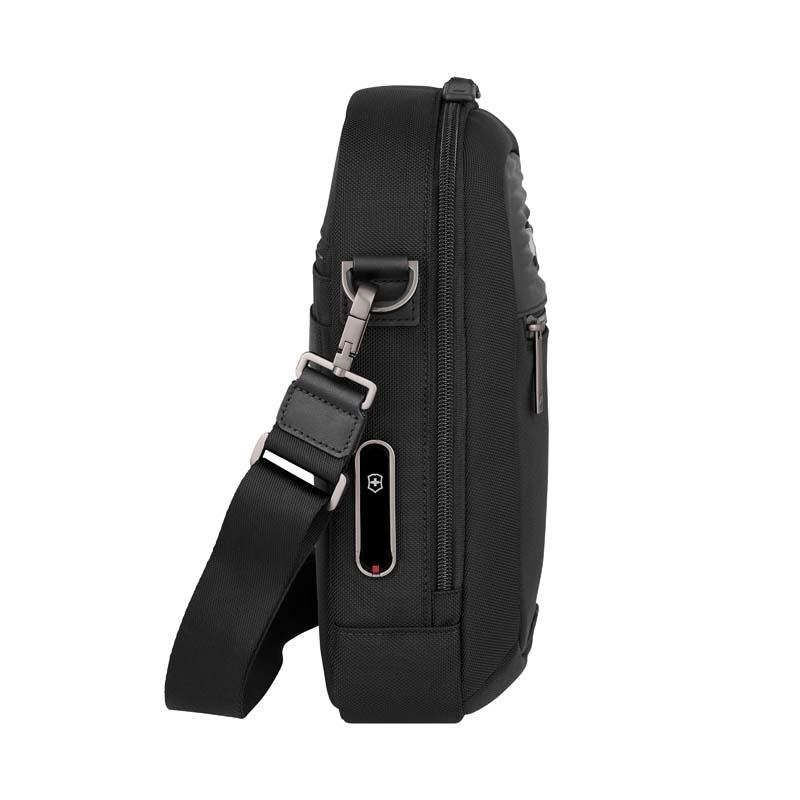 ビクトリノックス VICTORINOX 公式 ミシック クロスボディバッグ ブラック 正規品 ショルダーバッグ 縦型 斜めがけバッグ メンズ 小さめ_8