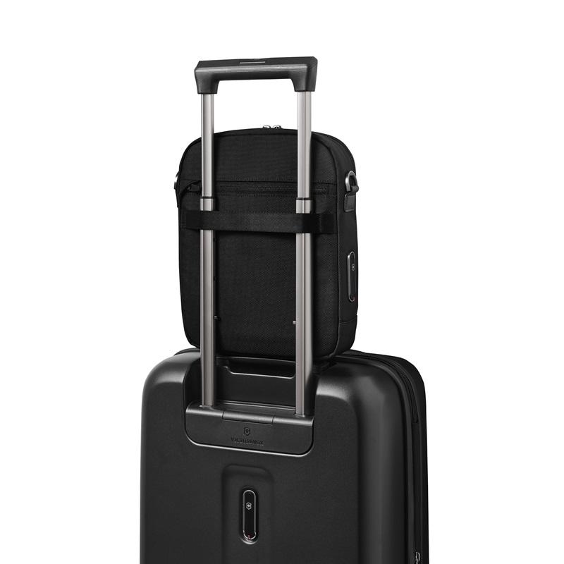 ビクトリノックス VICTORINOX 公式 ミシック クロスボディバッグ ブラック 正規品 ショルダーバッグ 縦型 斜めがけバッグ メンズ 小さめ_13