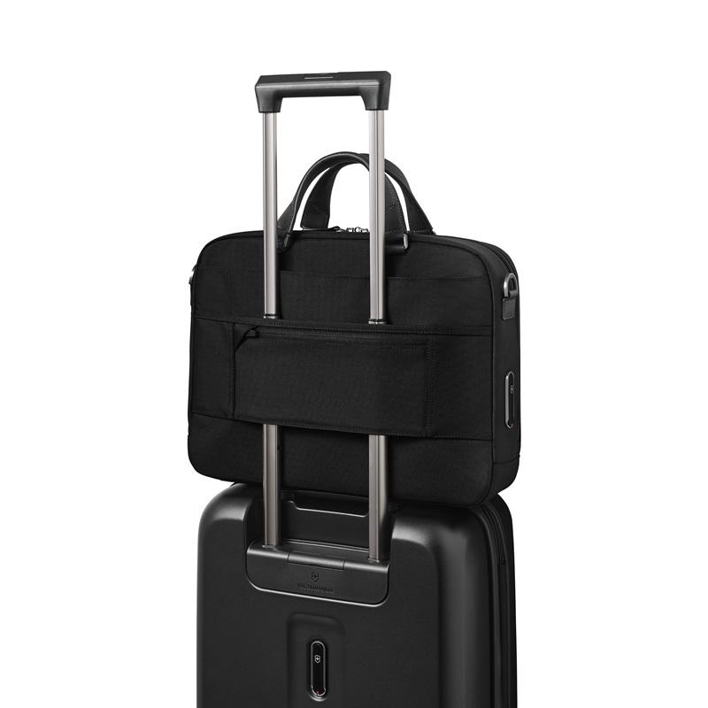 ビクトリノックス VICTORINOX 公式 ミシック コンパクトブリーフケース 13L ブラック 正規品 バッグ ビジネスバッグ メンズ A4 ノートPCの画像