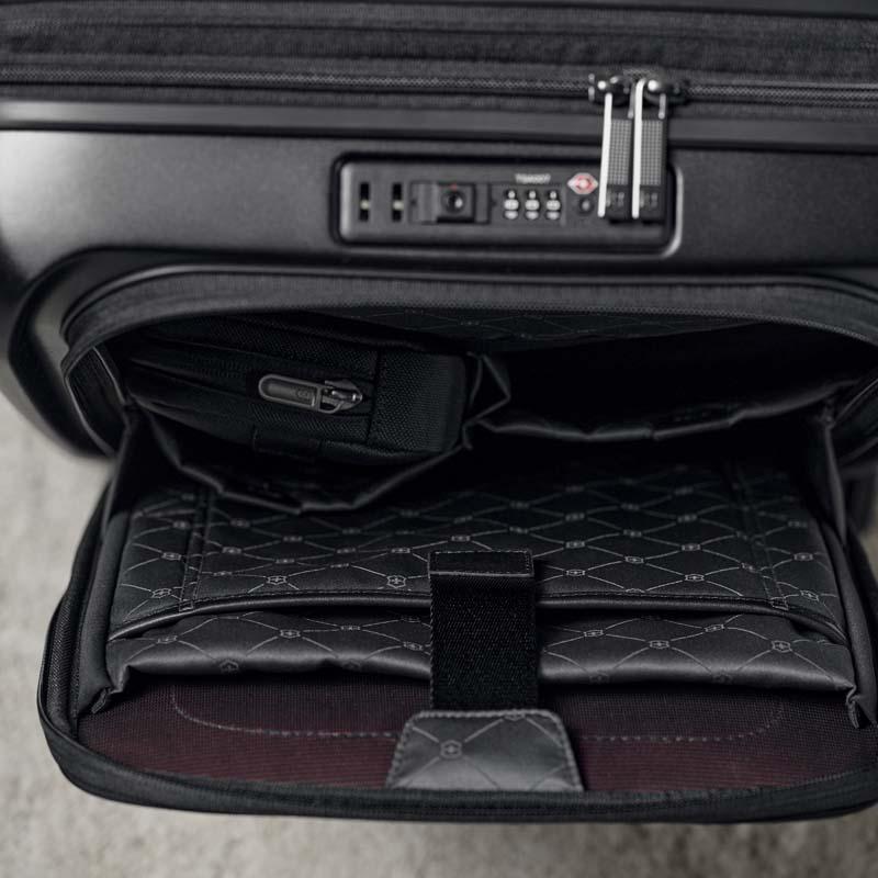 ビクトリノックス VICTORINOX 公式 ミシック グローバルキャリーオン 41-49L ブラック 正規品 キャリーケース Sサイズの画像