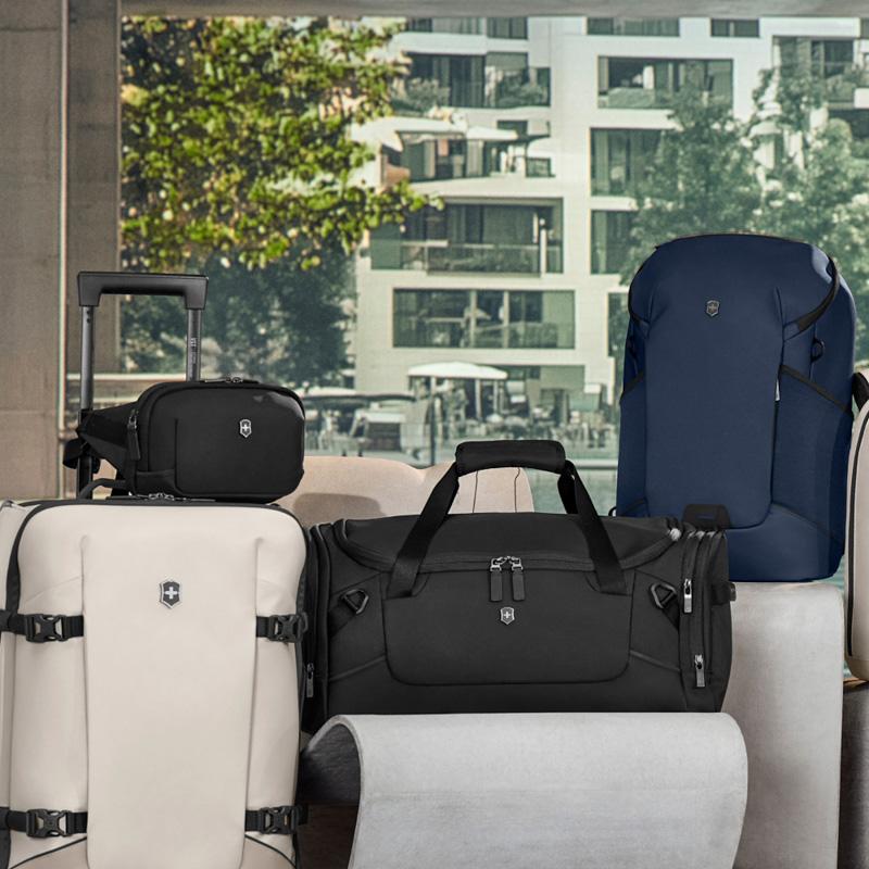 未使用級✨️ ヴィクトリノックス アルトモント プロフェッショナル ボディバッグ VICTORINOX（ビクトリノックス） 公式 ベルトバッグ 全3色 アルト