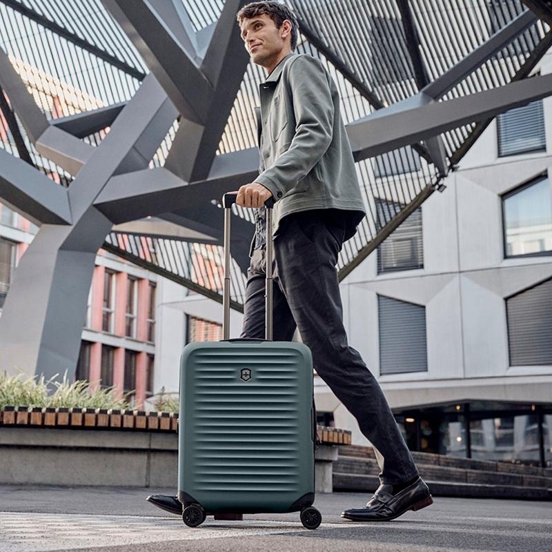 ビクトリノックス ホイールド グローバルキャリーオン Victorinox 「エアロックス グローバル ハードサイド キャリー