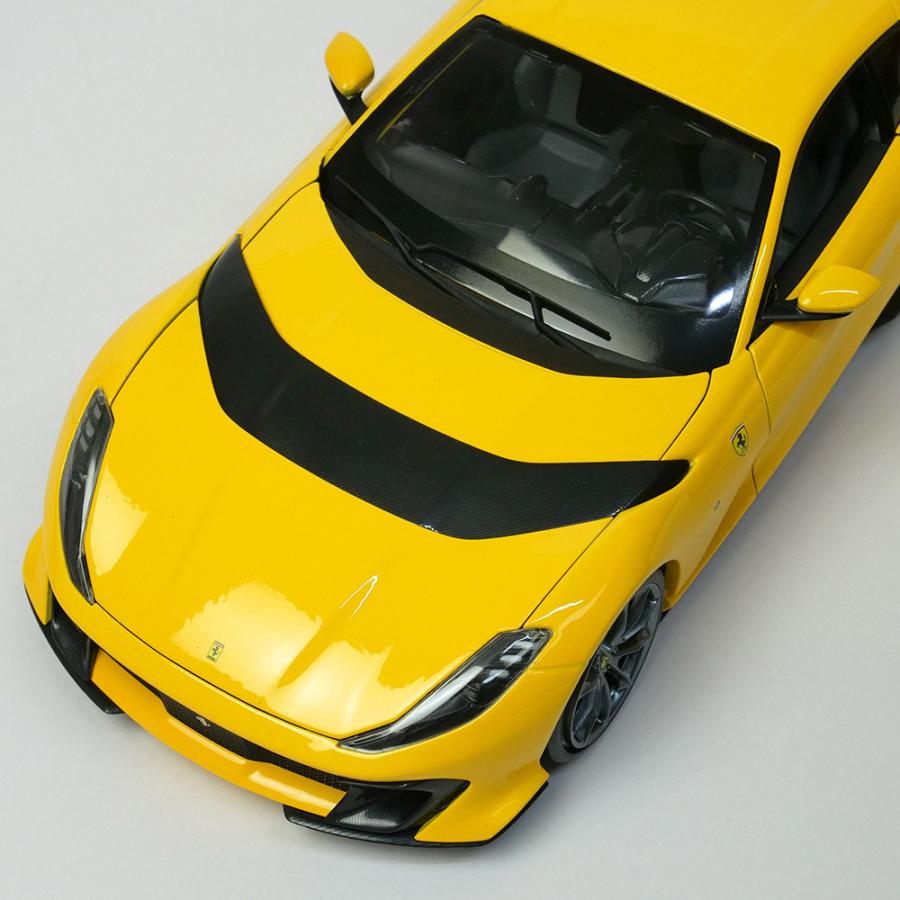 Bburago 1/18スケール フェラーリ 812 コンペティツィオーネ イエロー 18-16019Y_6