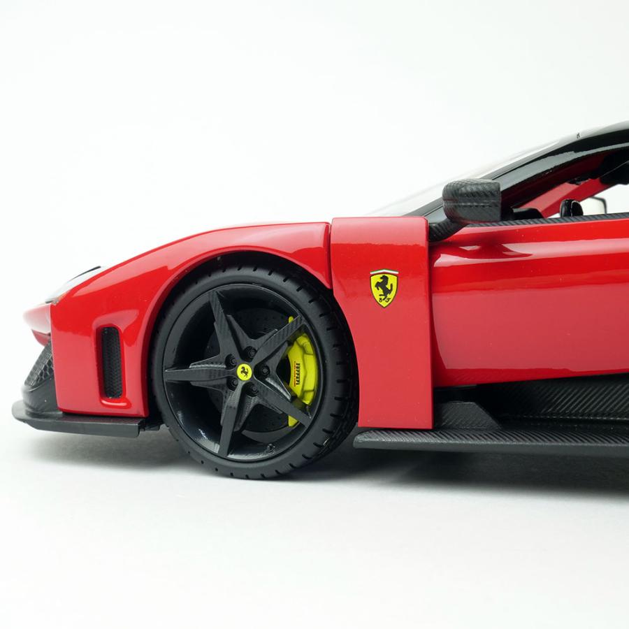 Ferrari（フェラーリ） Bburago 1/18スケール F80 レッド 18-16022R