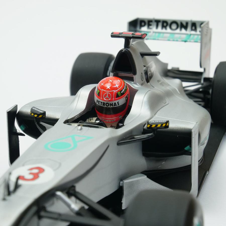 メルセデスAMG MINICHAMPS 1/18スケール メルセデスGP ショーカー M