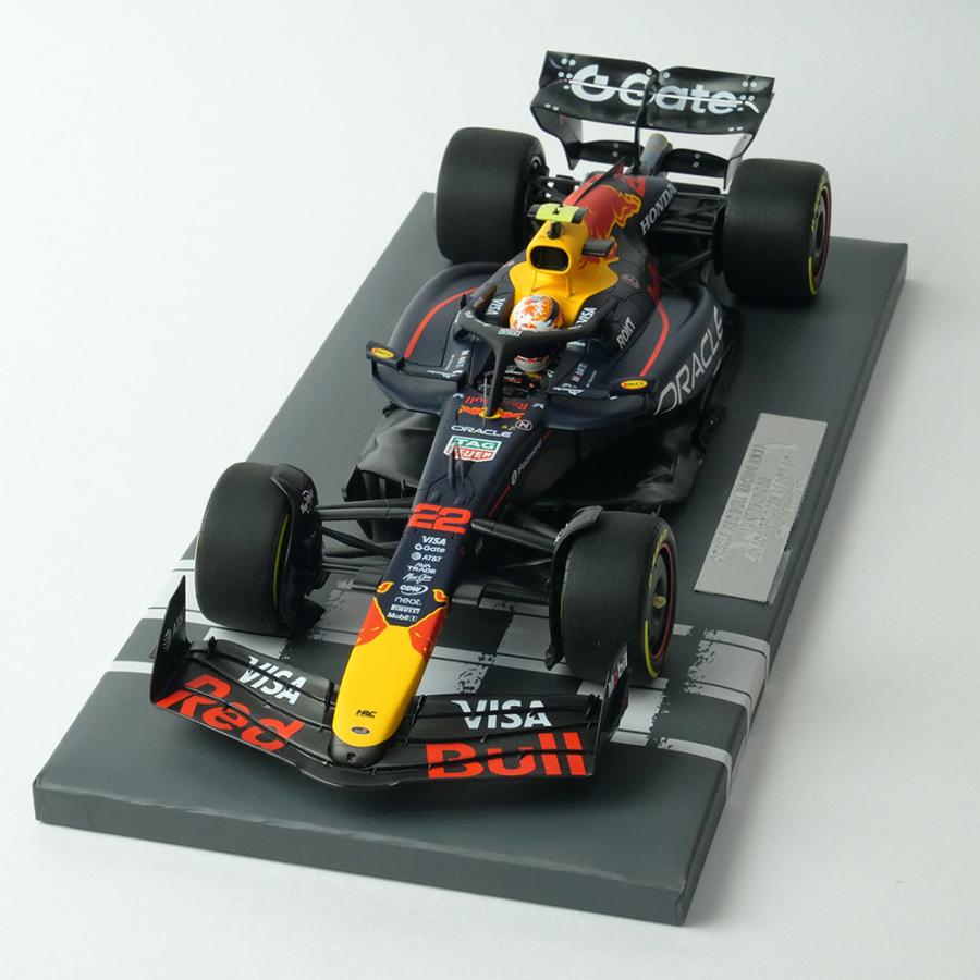 ミニチャンプス MINICHAMPS 1/18スケール オラクル レッド ブル
