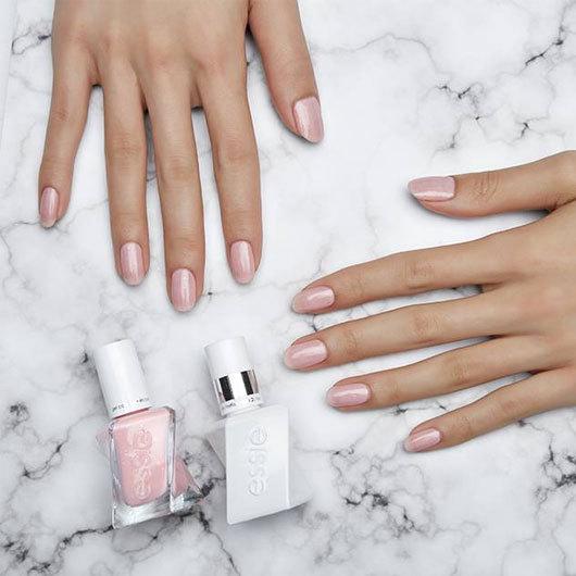 エッシー essie Gel Couture ジェルクチュール #GC40-fairy tailor