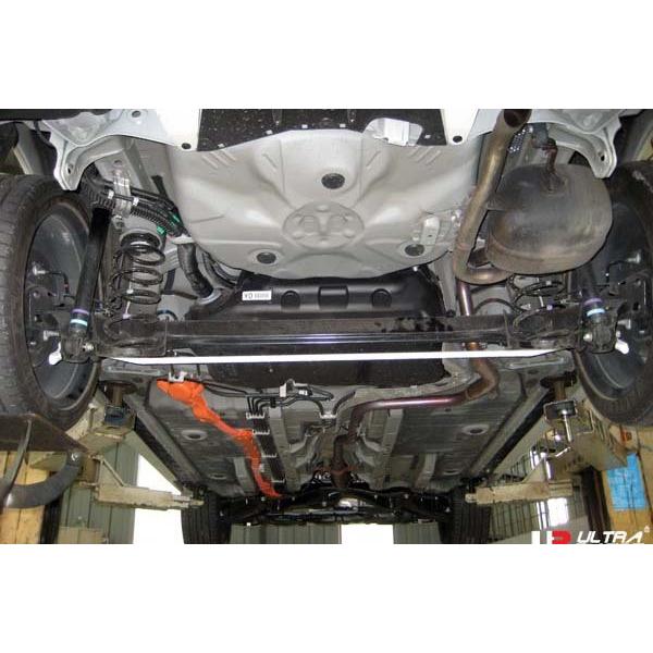 【Ultra Racing】 リアスタビライザー φ19 トヨタ アクア NHP10 11/12- [AR19-100]_1
