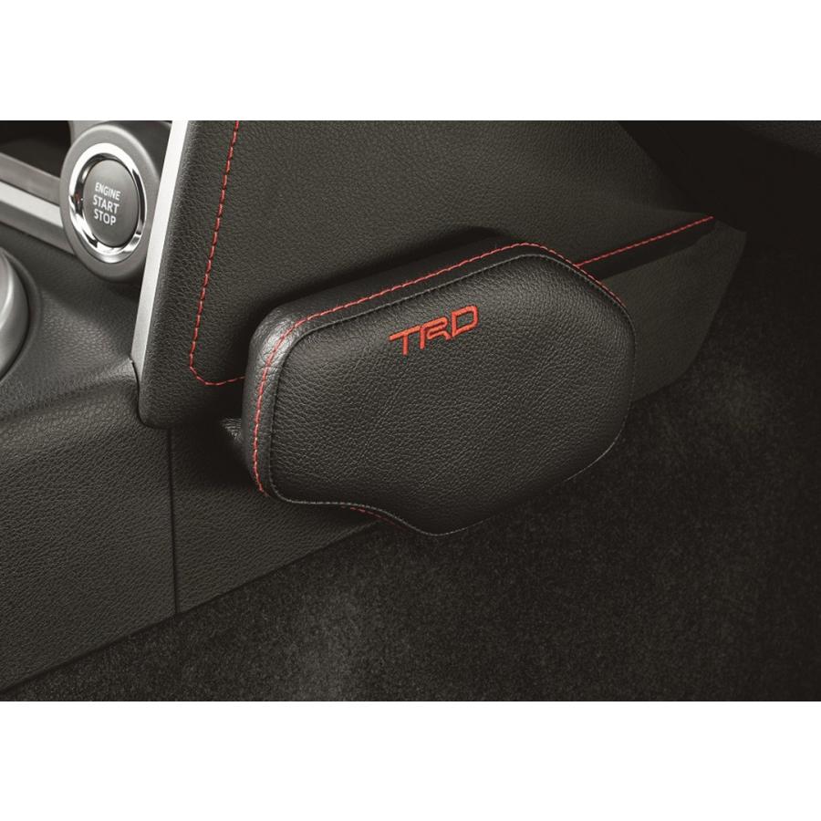 TRD 【TRD/ティーアールディー】 ニーパッド トヨタ 86 ZN6 '12.04