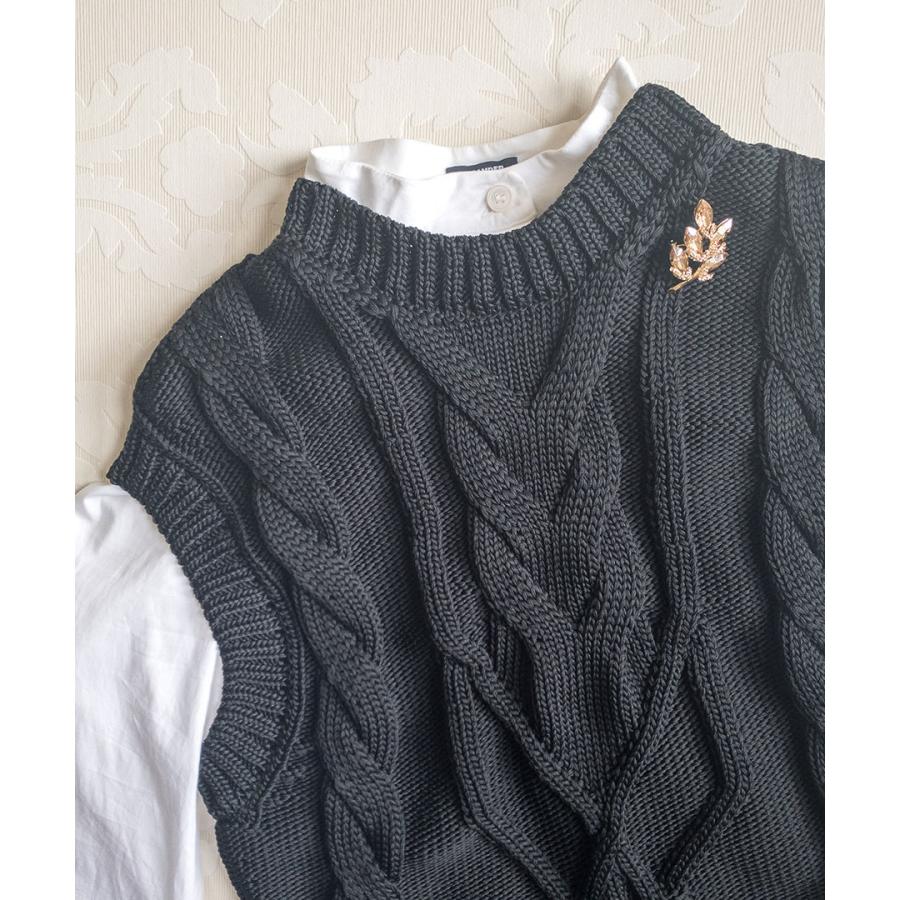 ヴァンテーヌ クリスタルブローチ リーフ モチーフ ジュエリー