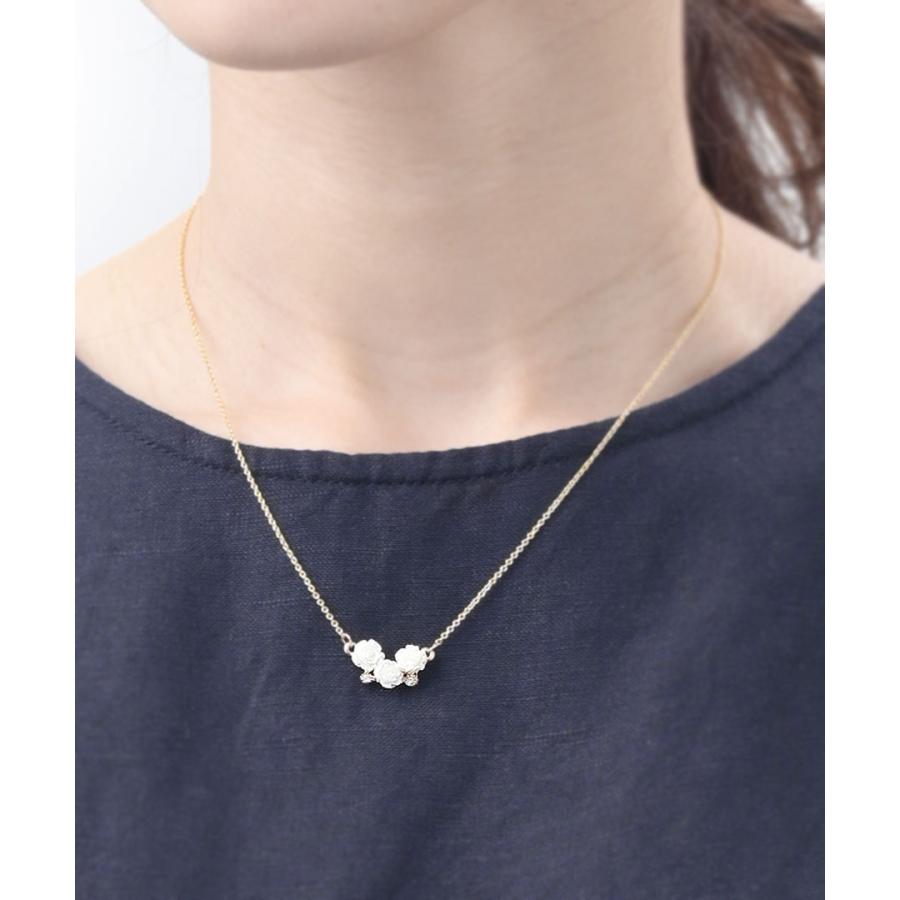 薔薇ピンクシェルペンダントにナイロン25連ネックレス