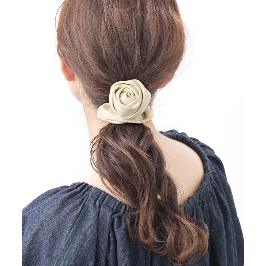 ヴァンテーヌ シュシュ ローズモチーフ フェイクレザー 薔薇 ヘアゴム