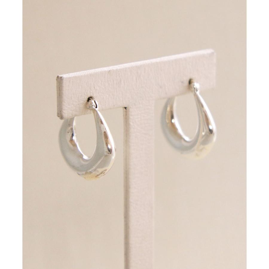 ヴァンテーヌ Silver925 ぽってりフープデザインピアス シルバー