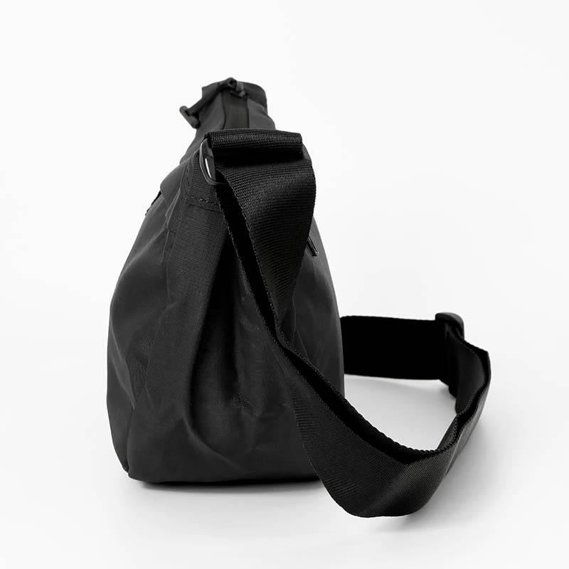cabin zero（キャビンゼロ） ショルダーバッグ MOON BAG 5L ボディ