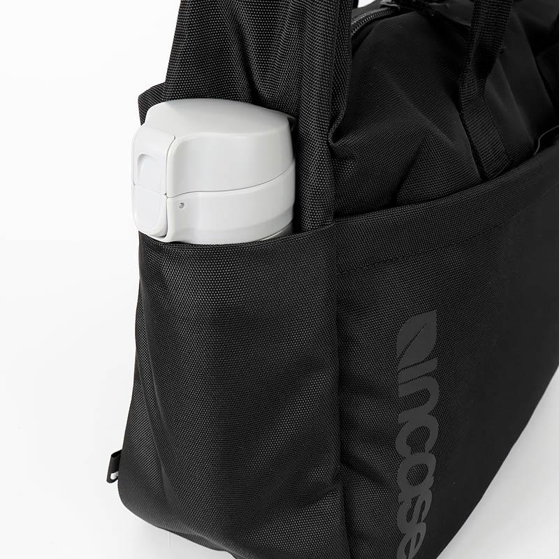 incase（インケース） ショルダーバッグ Grid 2Way 斜め掛け 15L