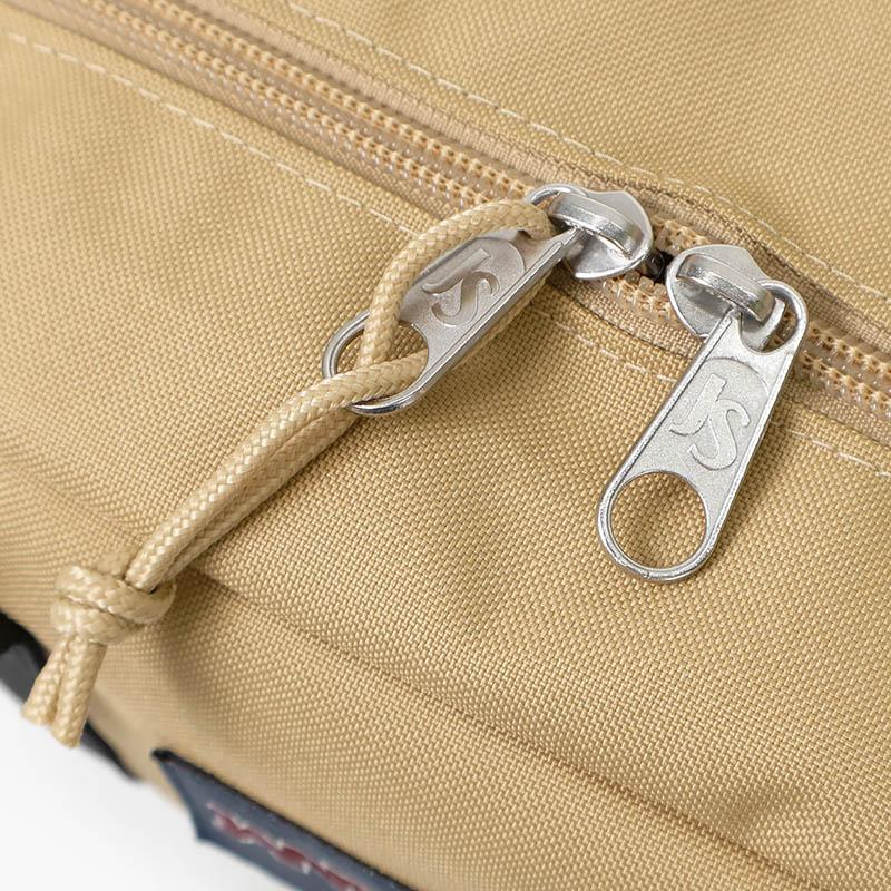 JANSPORT（ジャンスポーツ） ショルダーバッグ WEEKENDER MINI DUFFEL
