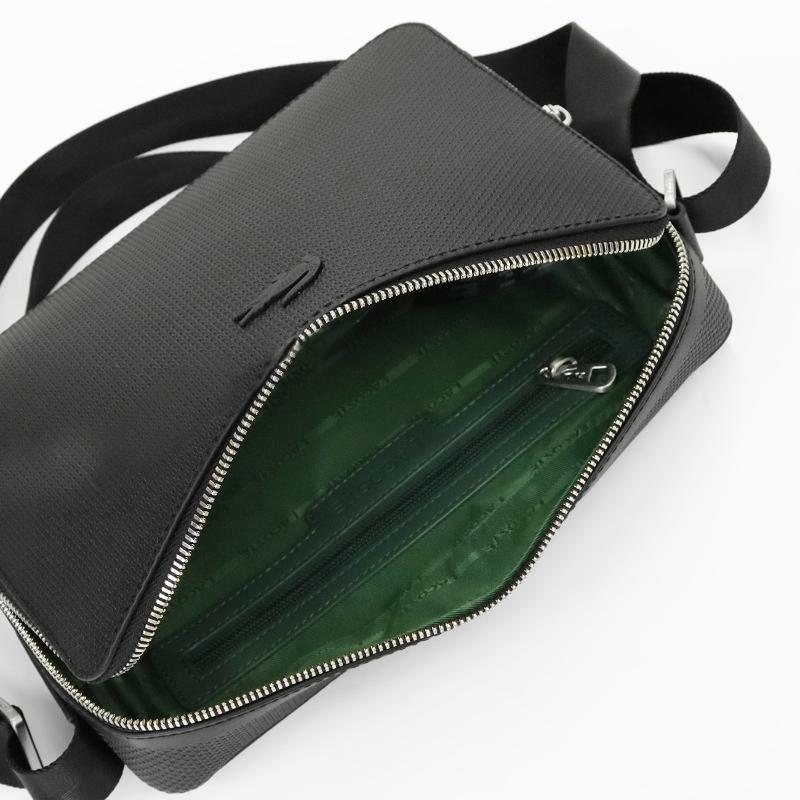 LACOSTE（ラコステ） ショルダーバッグ CHANTACO スクエア レザー 斜め