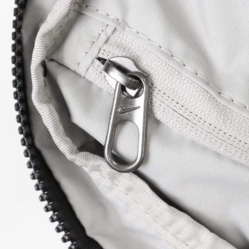 NIKE（ナイキ） ボディバッグ オーラ クロスボディ Aura Crossbody
