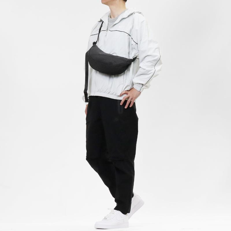 NIKE（ナイキ） ショルダーバッグ オーラ CRESCENT クレセント クロス