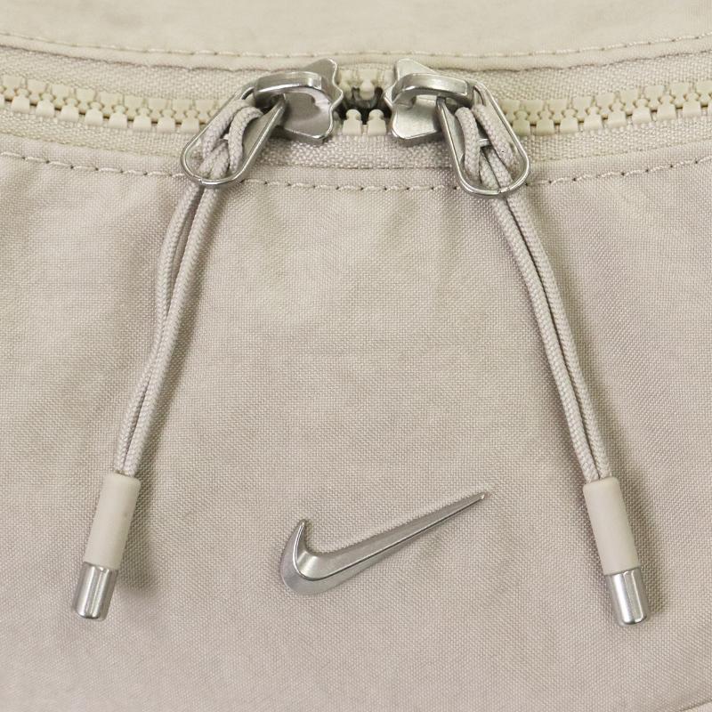 NIKE（ナイキ） ショルダーバッグ オーラ クレセント AURA CRESCENT