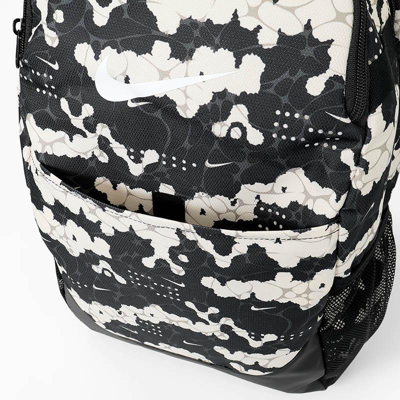 未使用 ナイキ リュック ホワイト ドット柄 NIKE（ナイキ） バックパック ブラジリア Brasilia リュック 24L 通勤