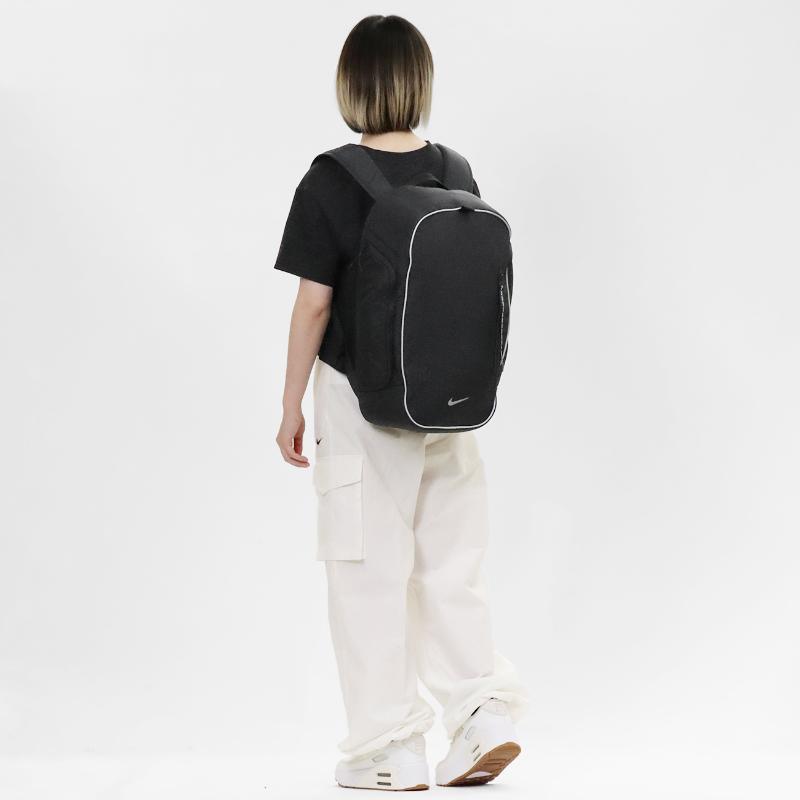 【値下げ】NIKE ナイキ リュック バックパック 22L ブラック 新品未使用 NIKE（ナイキ） バックパック COMMUTE リュック 25L ミニポーチ付き