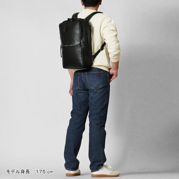 【美品】PID スクエア レザー リュック 高機能撥水 通勤 ブラック 黒 牛革 P.I.D ピーアイディー PID バックパック Ecrire 撥水 レザー