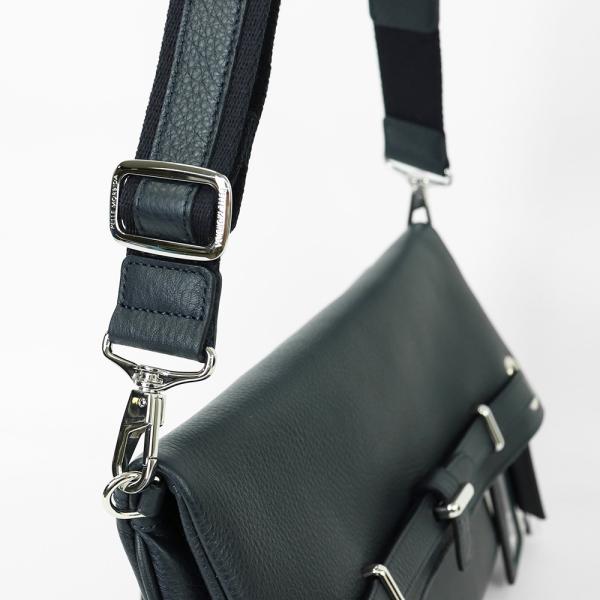 PELLE MORBIDA（ペッレ モルビダ） クラッチバッグ メイデン