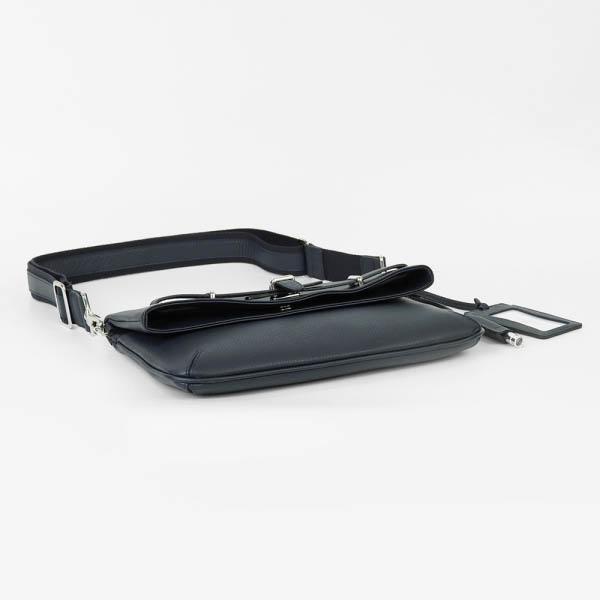 PELLE MORBIDA（ペッレ モルビダ） クラッチバッグ メイデン