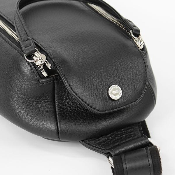 PELLE MORBIDA（ペッレ モルビダ） ボディバッグ メイデンヴォヤージュ