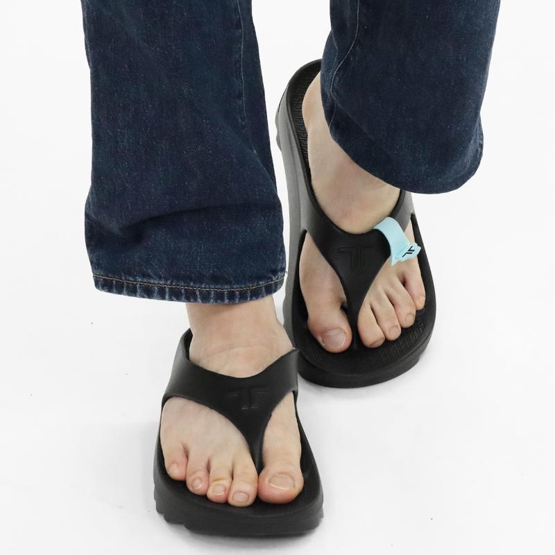 TELIC（テリック） リカバリーサンダル W-FLIP SHARK トング型 厚底