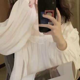 レディース ネグリジェ パジャマ ナイトウェア ワンピドレス ロング ロング丈 袖あり 長袖 ラウンドネック 襟なし Aライン レース フリル 綿 かわいい |  | 04