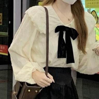 レディース ブラウス シャツ トップス トップ 長袖 ロングスリーブ パフスリーブ ホワイト リボン リボンネクタイ フリル レース 人形デザイン 襟付き おとな |  | 02