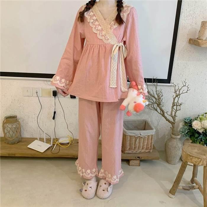 パジャマ 部屋着 上下セット セット パンツ トップス かわいい ワンサイズ 秋 冬 ライトグリーン ピンク フリル レース 長ズボン ロング 長袖 コレクション |  | 09