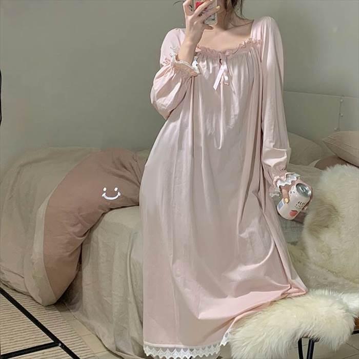 ルームウェア レディース ネグリジェ 部屋着 寝巻き ナイトウェア ロングスカート ロング丈 ロング 袖あり 長袖  襟なし スクエアネック デコルテ ストレート |  | 03