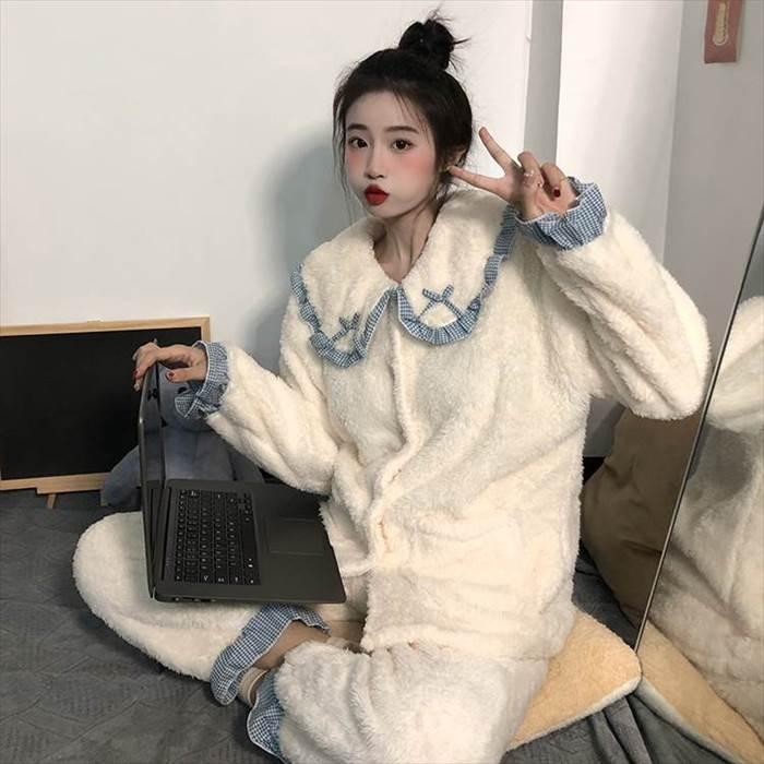 パジャマ上下 乙女系 長袖 レディース フリル付き襟 上下セット 丸襟 ふんわり ふわもこ 前ポケット付き リボン付き 前ボタン 女の子っぽい 姫系 |  | 14