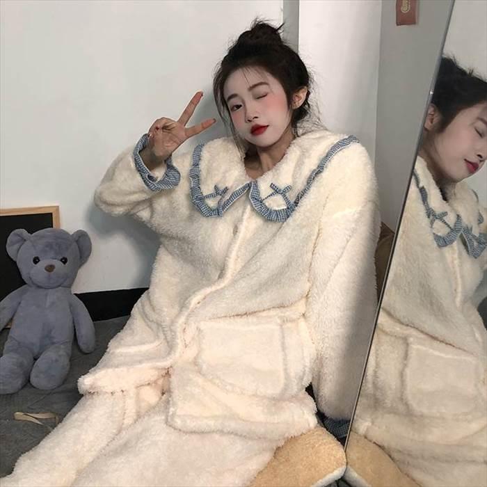 パジャマ上下 乙女系 長袖 レディース フリル付き襟 上下セット 丸襟 ふんわり ふわもこ 前ポケット付き リボン付き 前ボタン 女の子っぽい 姫系 |  | 15