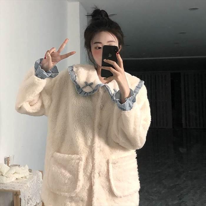 パジャマ上下 乙女系 長袖 レディース フリル付き襟 上下セット 丸襟 ふんわり ふわもこ 前ポケット付き リボン付き 前ボタン 女の子っぽい 姫系 |  | 16