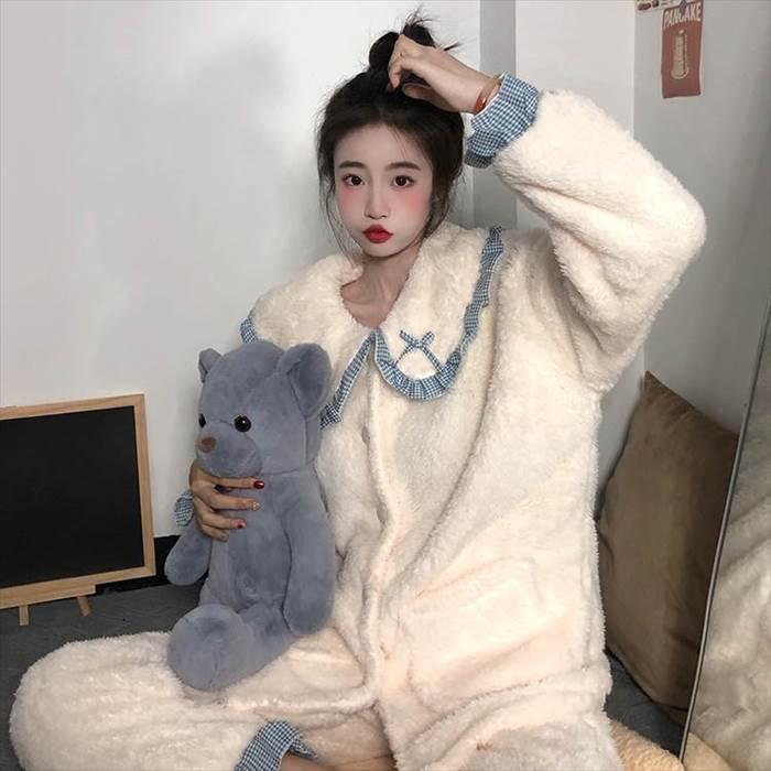 パジャマ上下 乙女系 長袖 レディース フリル付き襟 上下セット 丸襟 ふんわり ふわもこ 前ポケット付き リボン付き 前ボタン 女の子っぽい 姫系 |  | 09