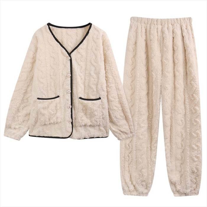 シンプルパジャマ レディース 長袖 襟なし 上下セット Vネック ナイトウエア 前ボタン 前開き ライン入り ナチュラル ポケット付き 大きめサイズ |  | 12